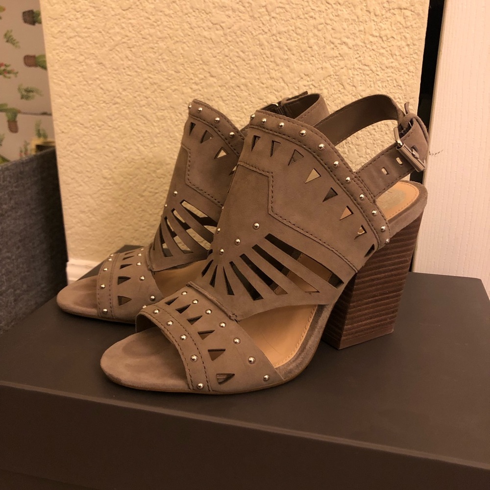 Vince Camuto heels